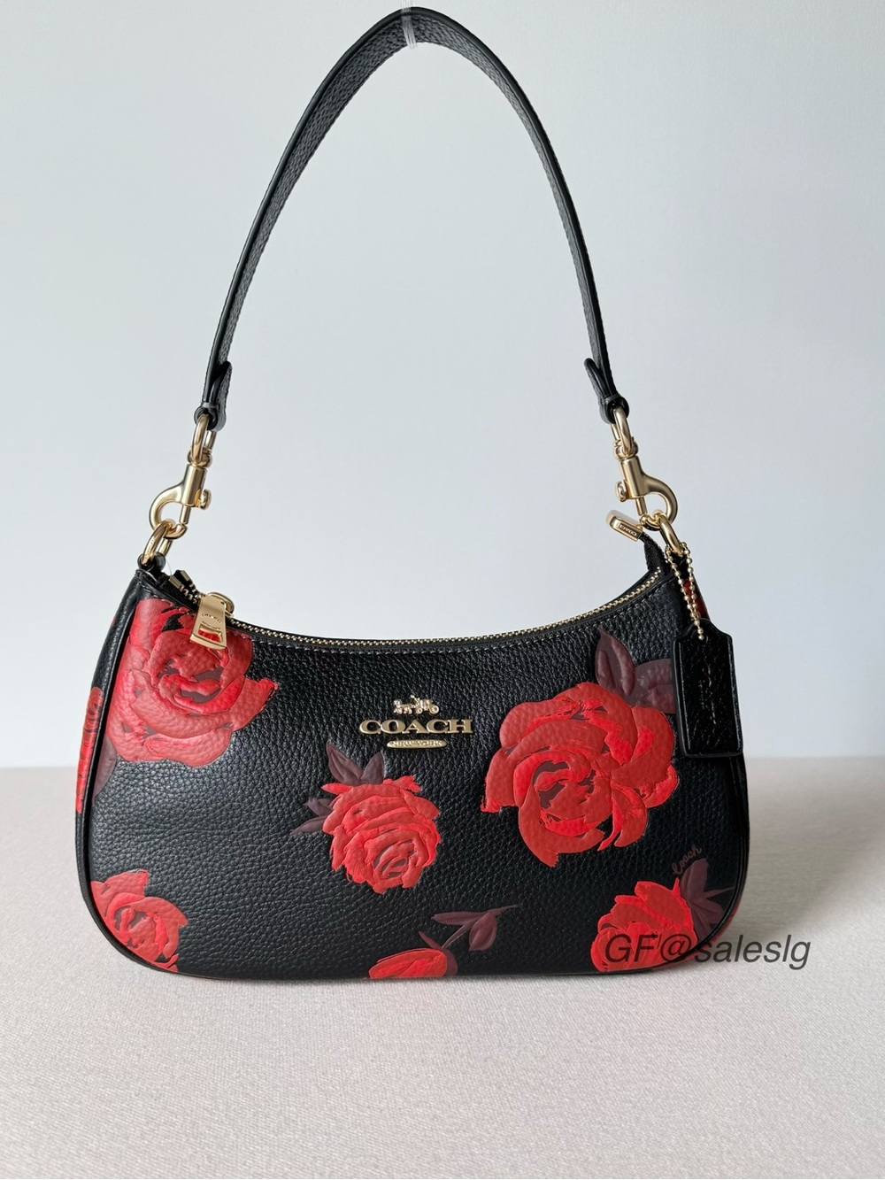 NWT Coach Teri Shoulder Bag Black Red Rose Floral Print CCE28 | Collector Style